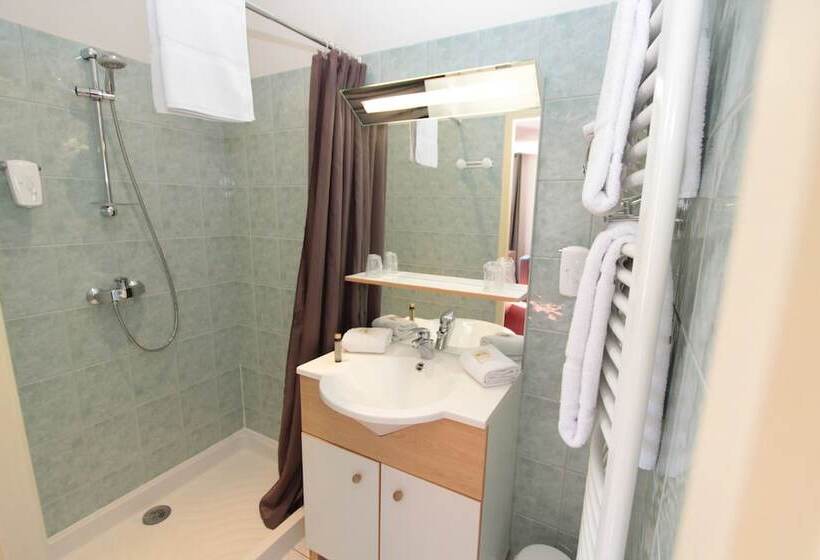 בית מלון כפרי Les Marronniers