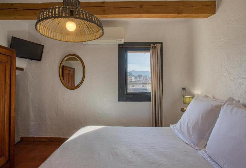 ホテル Hôtel Restaurant Les Remparts