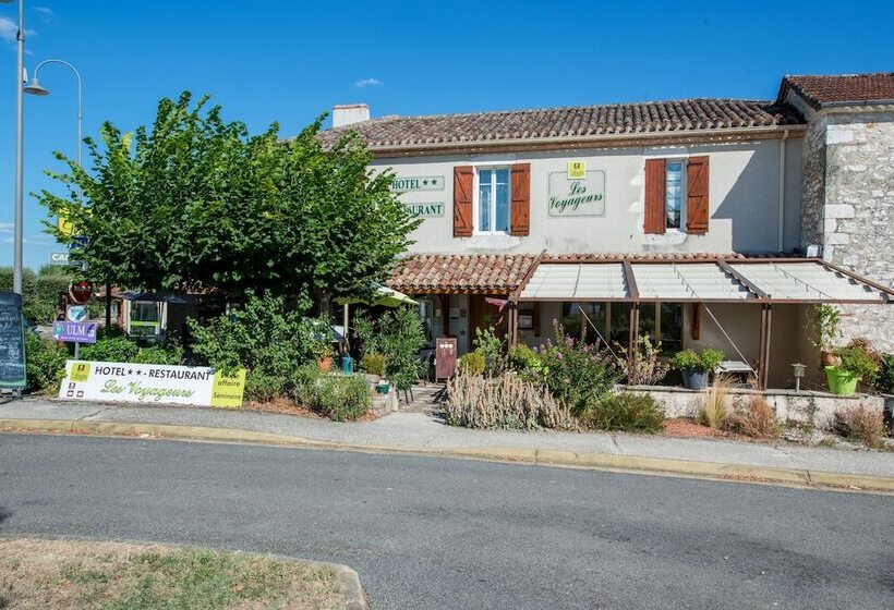 فندق Logis Hôtels   Hôtel Et Restaurant Les Voyageurs