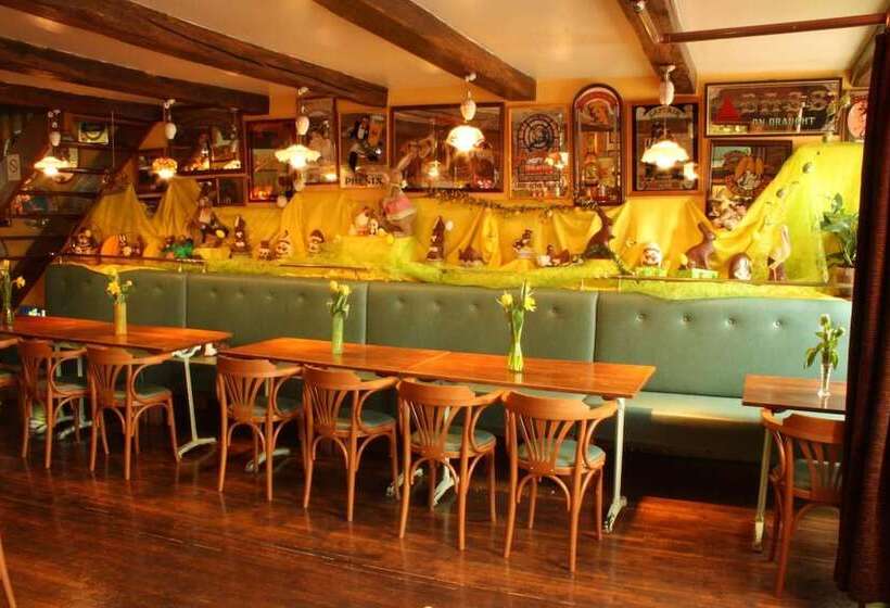 فندق Logis Auberge De La Fontaine