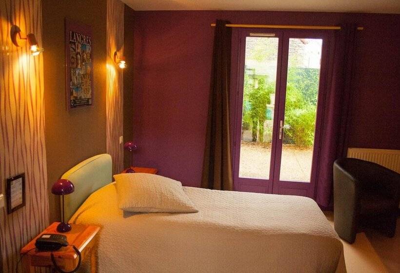 فندق Logis Auberge De La Fontaine