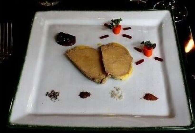 Отель Logis Auberge Le Colombien Hôtel Et Restaurant