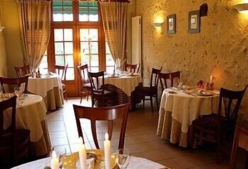 Отель Logis Auberge Le Colombien Hôtel Et Restaurant