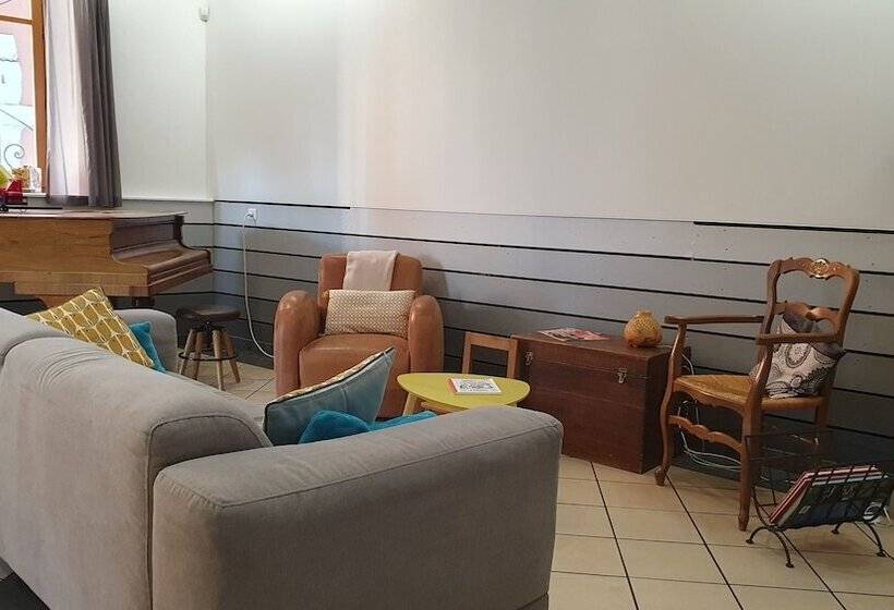 בית מלון כפרי Logis Hôtel Du Fer à Cheval