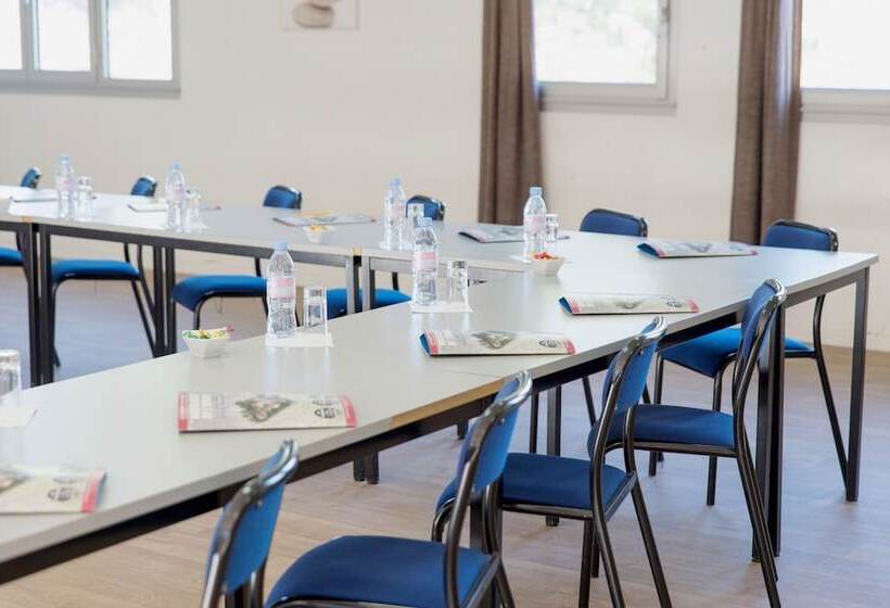 فندق Logis Hostellerie De L Abbaye