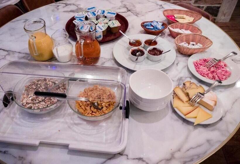 فندق Logis La Chaumiere Saintmaurice