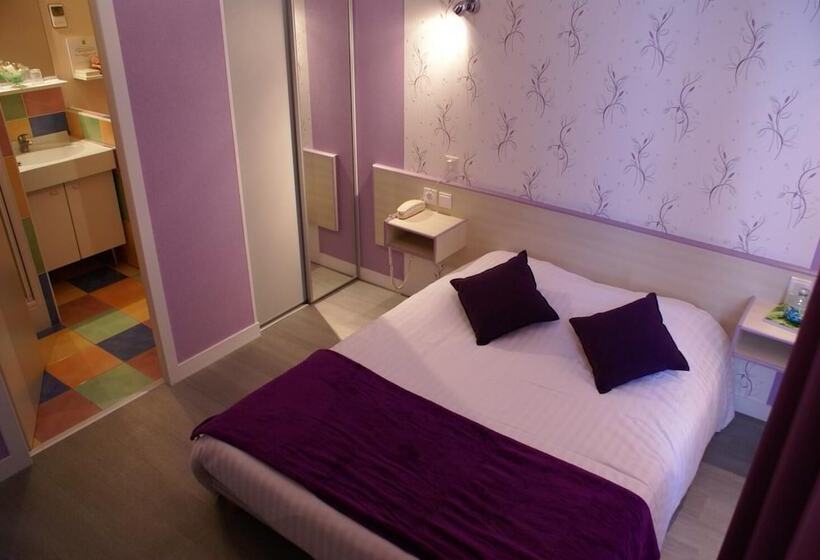 Logis Hotel Restaurant Le Vedaquais