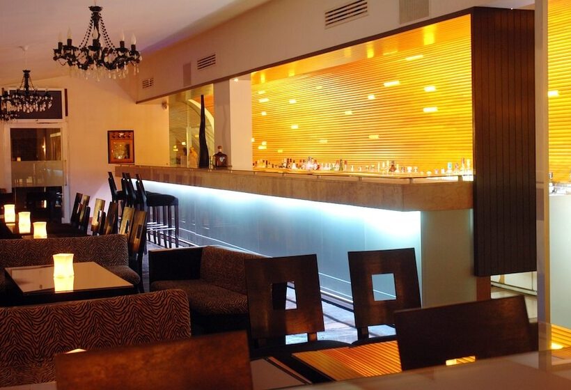 ホテル Los Juaninos