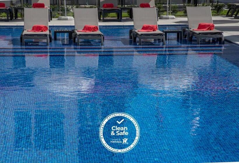 Luna Hotel de Tábua