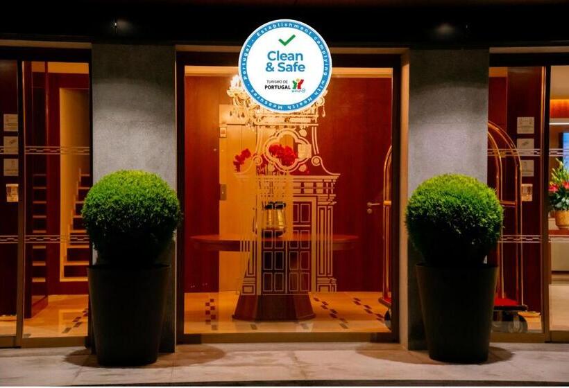 Luna Hotel de Tábua