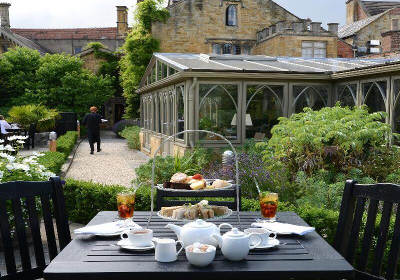 酒店 The Manor House