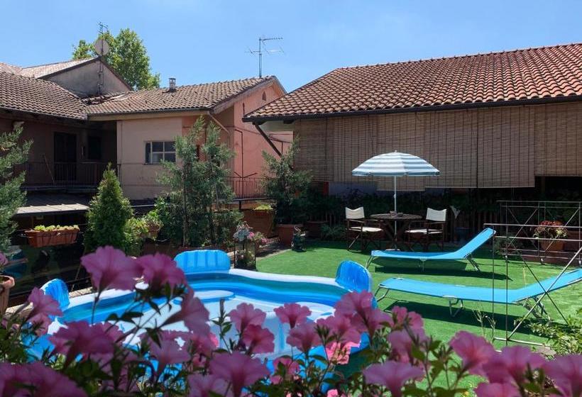 فندق Albergo M Motta