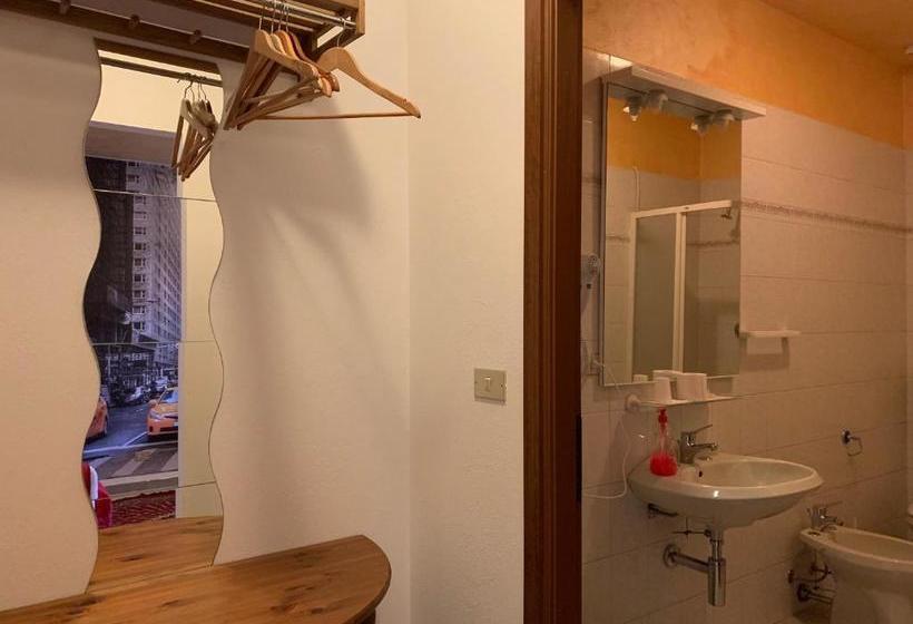 فندق Albergo M Motta