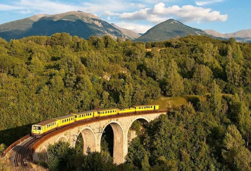 ホテル Hôtel Princess