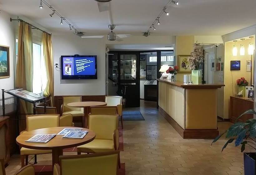 ホテル Hôtel Princess