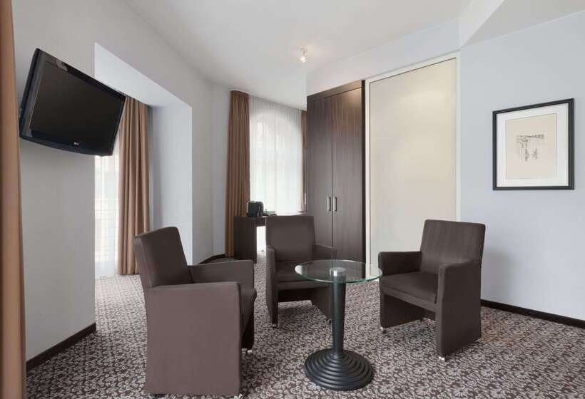 فندق Ramada By Wyndham Frankfurt Central Station
