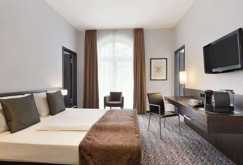 فندق Ramada By Wyndham Frankfurt Central Station