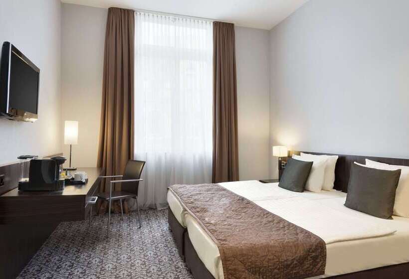 فندق Ramada By Wyndham Frankfurt Central Station