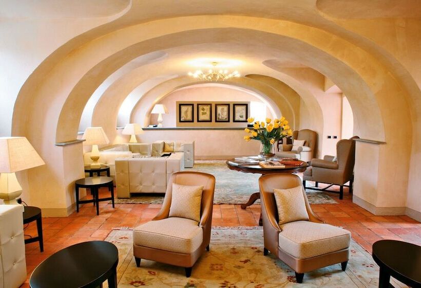 فندق Relais Sant Uffizio Wellness & Spa