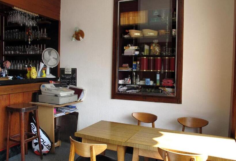 فندق Les Acacias Bellevue