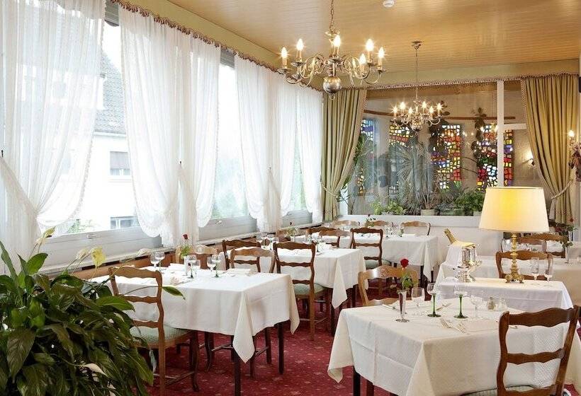 Logis Hotel Restaurant De La Poste