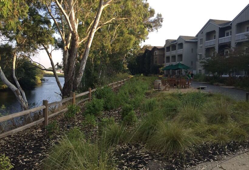 فندق River Terrace Inn, A Noble House