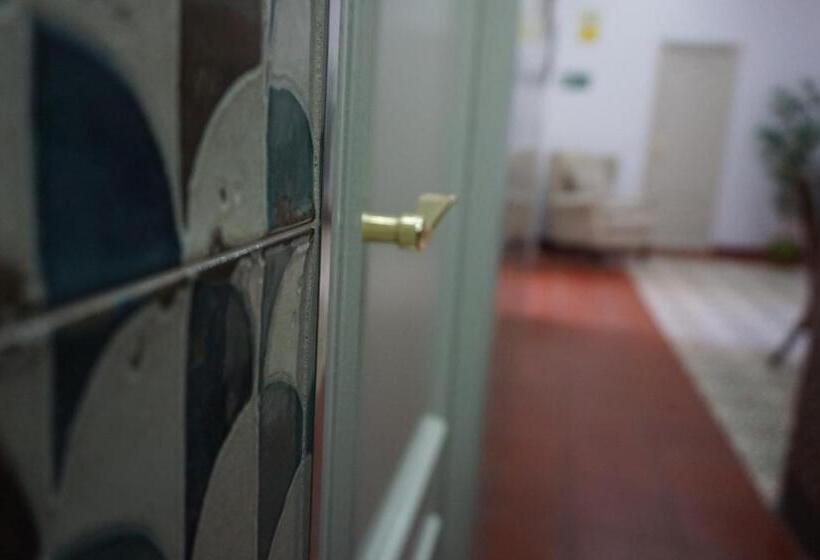 Отель Rompeolas Playa