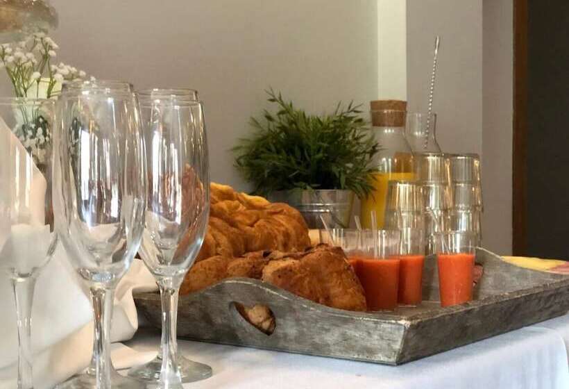 교외 호텔 Ruta Imperial