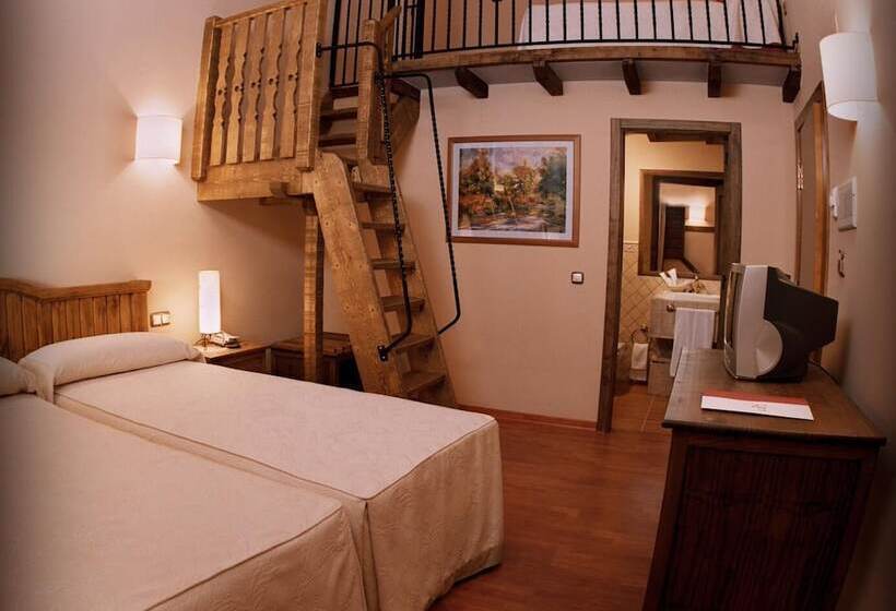 교외 호텔 Ruta Imperial