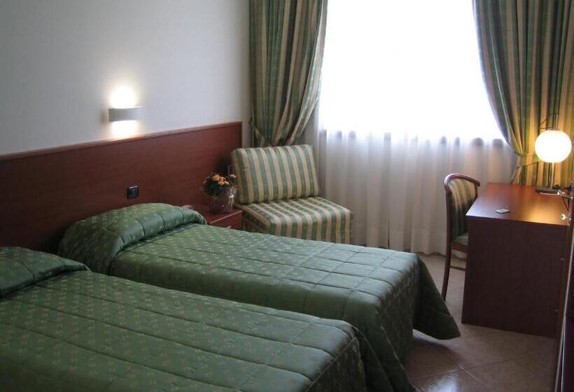 בית מלון כפרי Sanremo