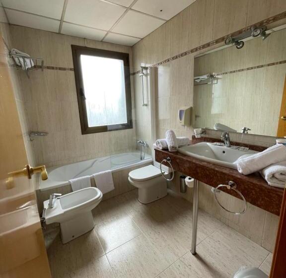 Отель Sant Celoni