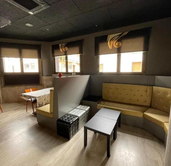 Отель Sant Celoni