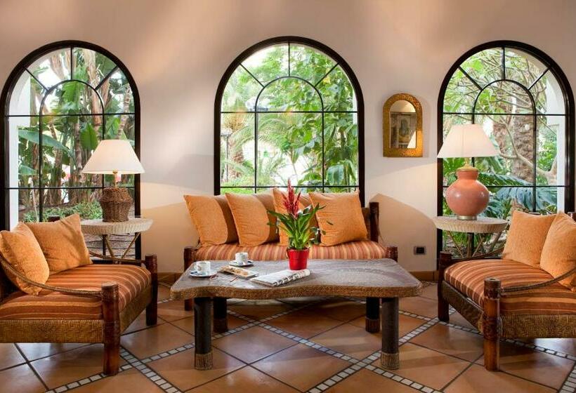 호텔 Seaside Sandy Beach