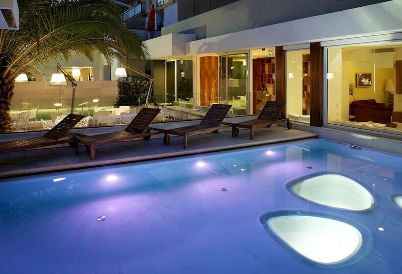 ホテル Select Suites & Spa Apartments