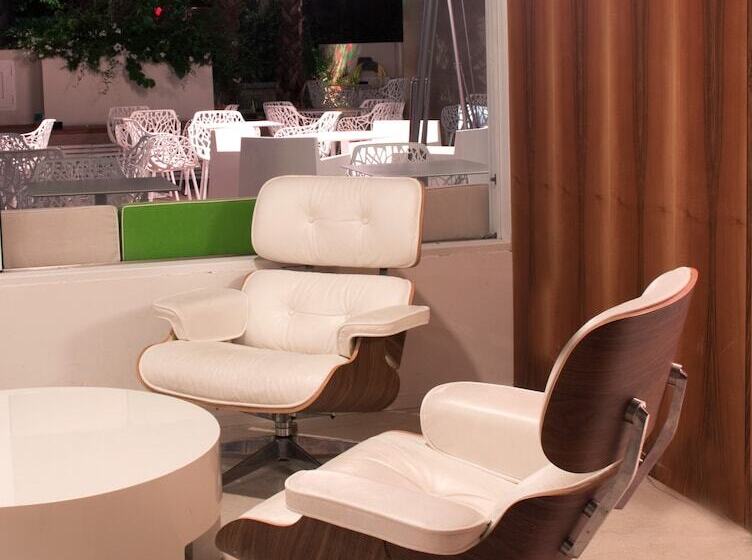 ホテル Select Suites & Spa Apartments