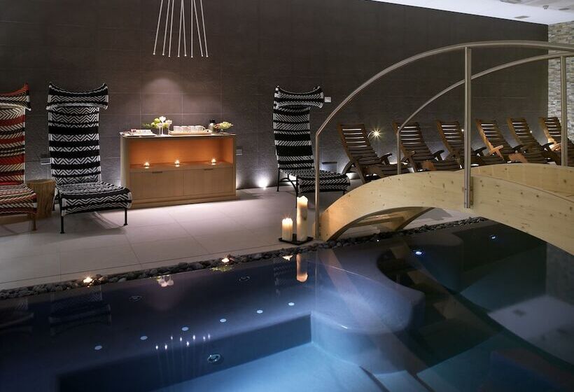 ホテル Select Suites & Spa Apartments