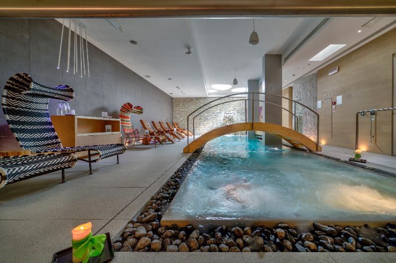 ホテル Select Suites & Spa Apartments