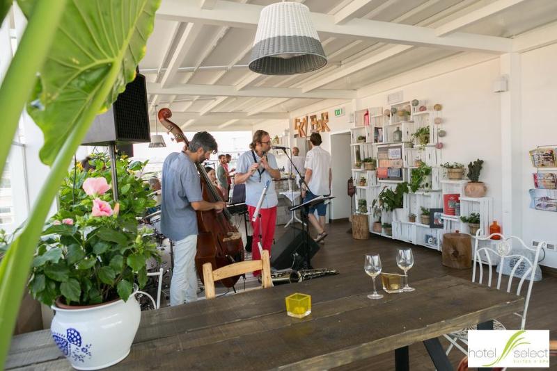 ホテル Select Suites & Spa Apartments