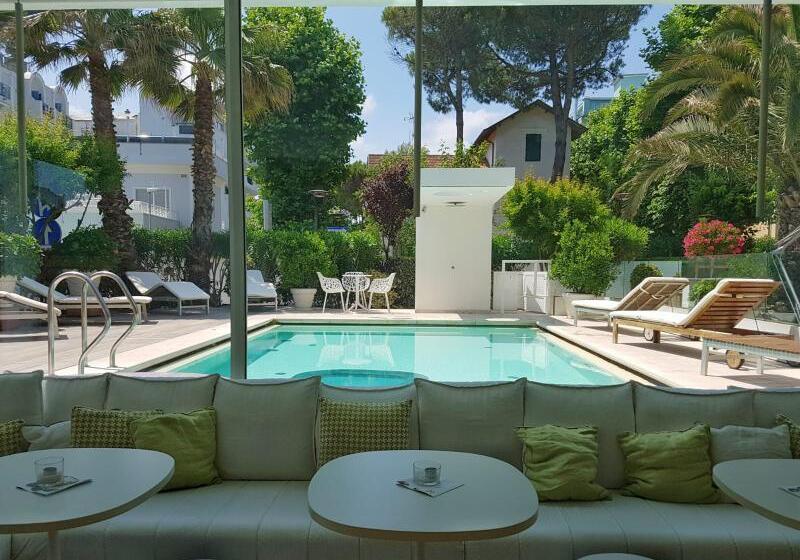 ホテル Select Suites & Spa Apartments