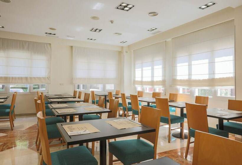 فندق Porcel Torre Garden