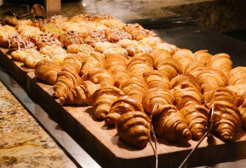 Skycity Hotel Auckland