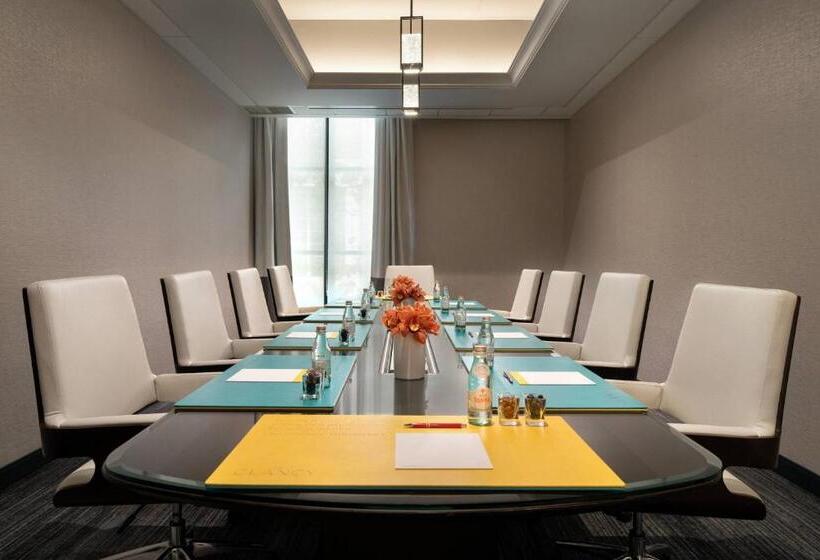 호텔 The Clancy Autograph Collection