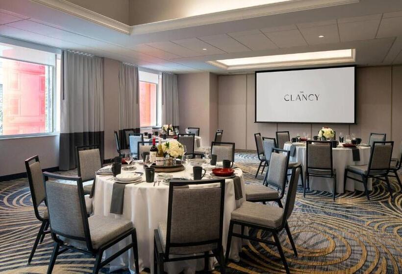 호텔 The Clancy Autograph Collection