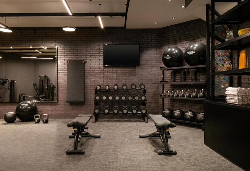 호텔 The Clancy Autograph Collection