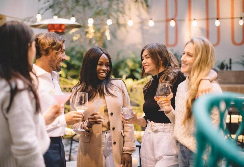 호텔 The Clancy Autograph Collection