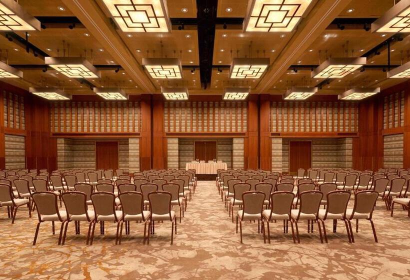 هتل The Westin Warsaw