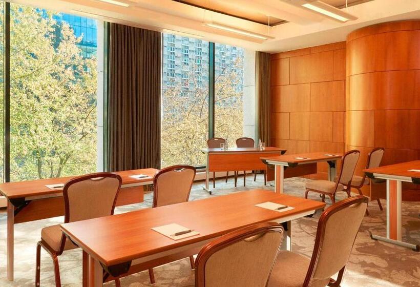 هتل The Westin Warsaw