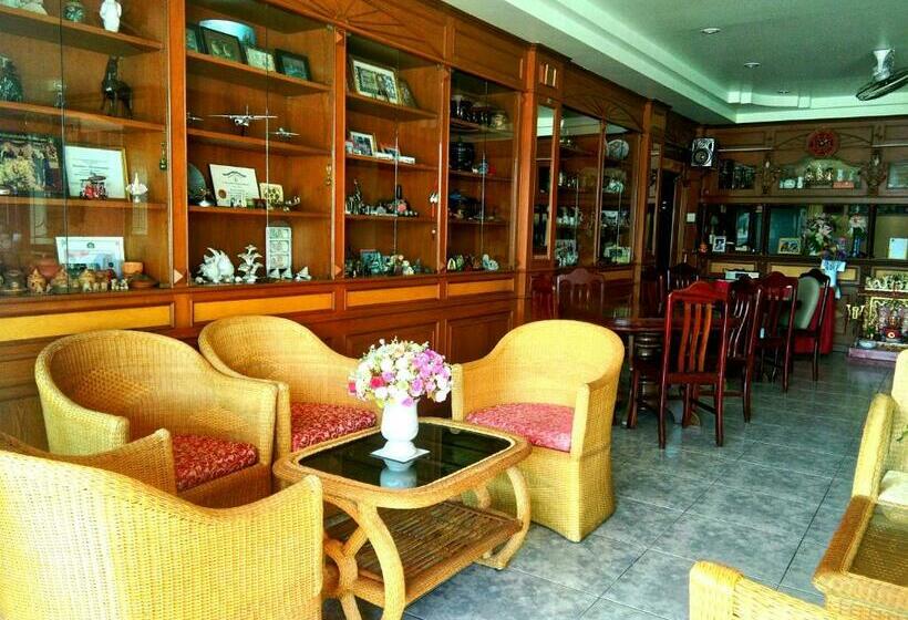 فندق Thepparat Lodge Krabi