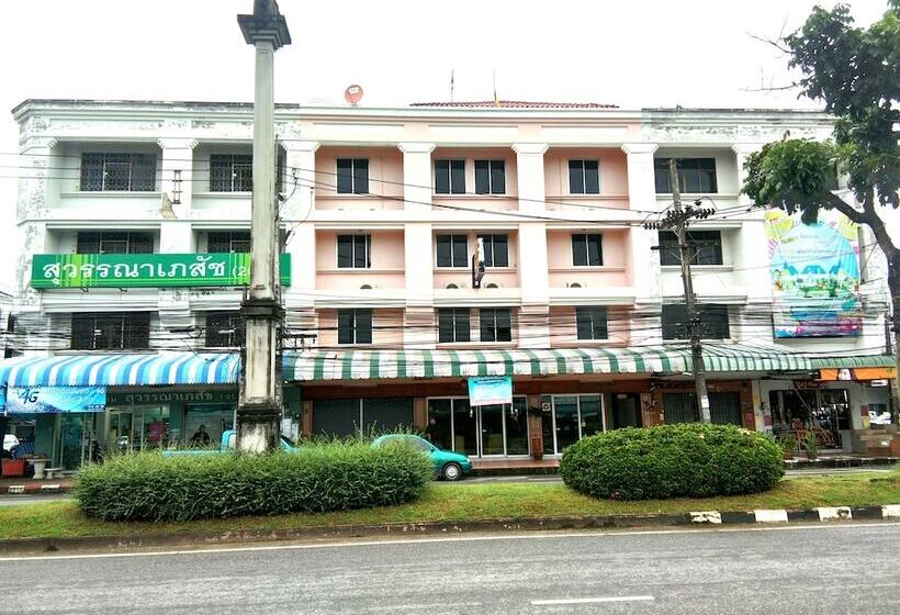 فندق Thepparat Lodge Krabi