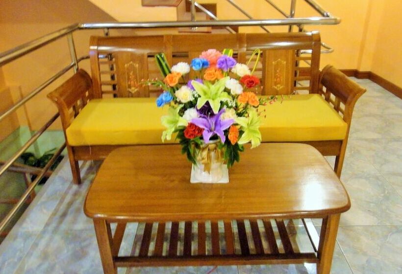 فندق Thepparat Lodge Krabi